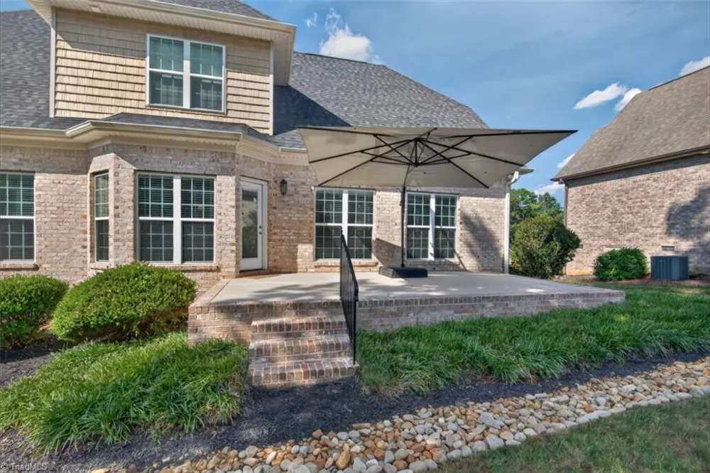 7807 Winterbourne Drive Summerfield, NC 27358
