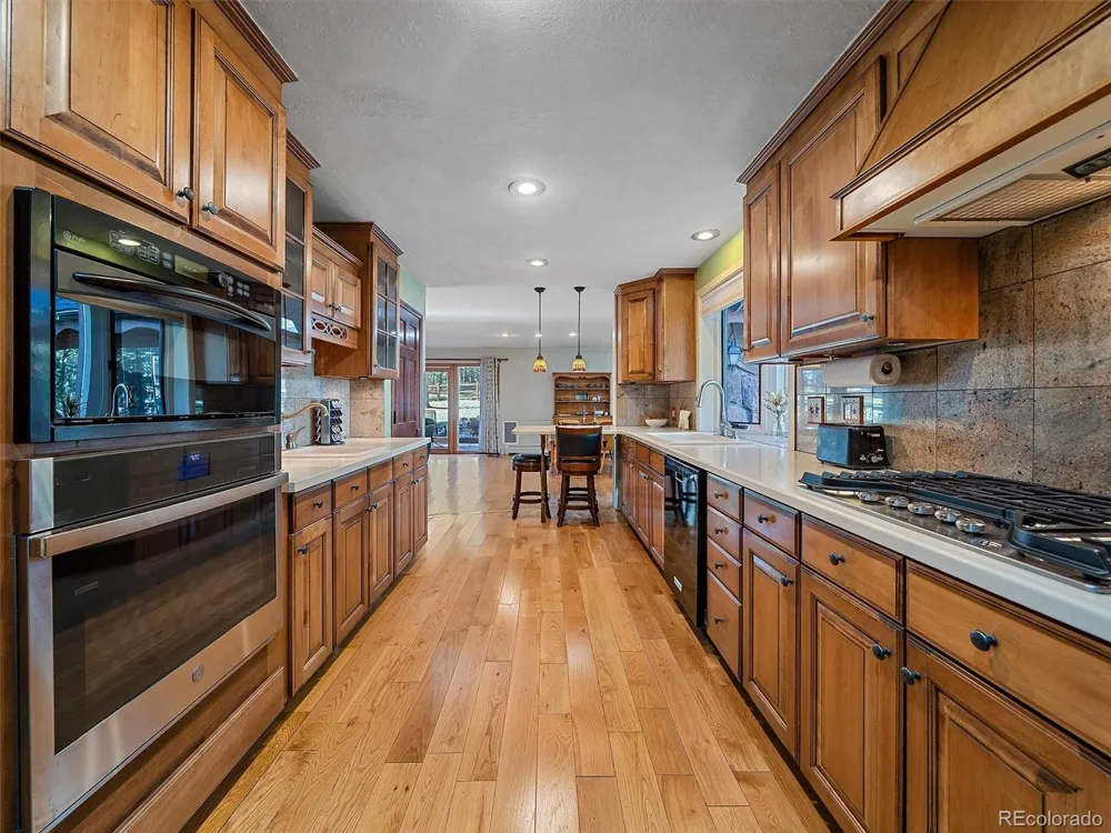 28132 Man O War Trail Evergreen, CO 80439