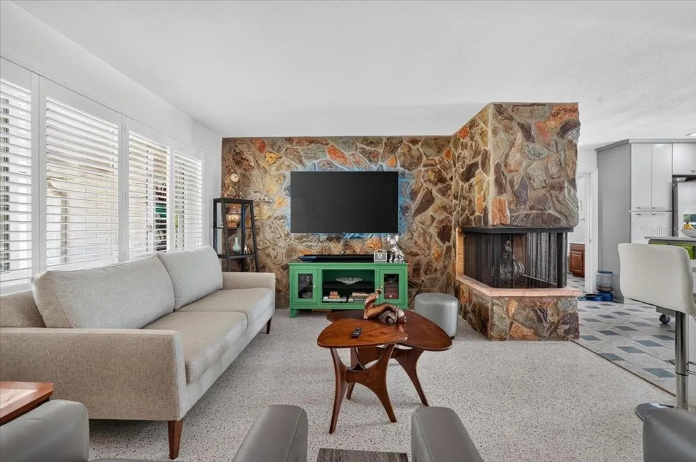 3432 79TH STREET St Petersburg, FL 33710