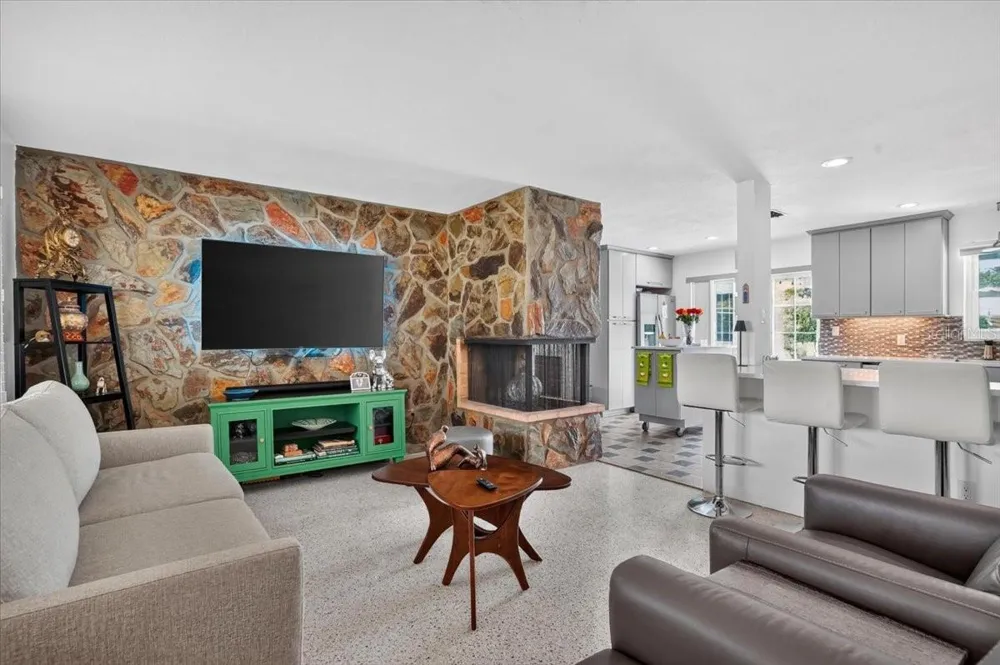 3432 79TH STREET St Petersburg, FL 33710