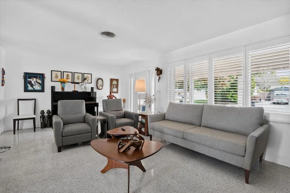 3432 79TH STREET St Petersburg, FL 33710