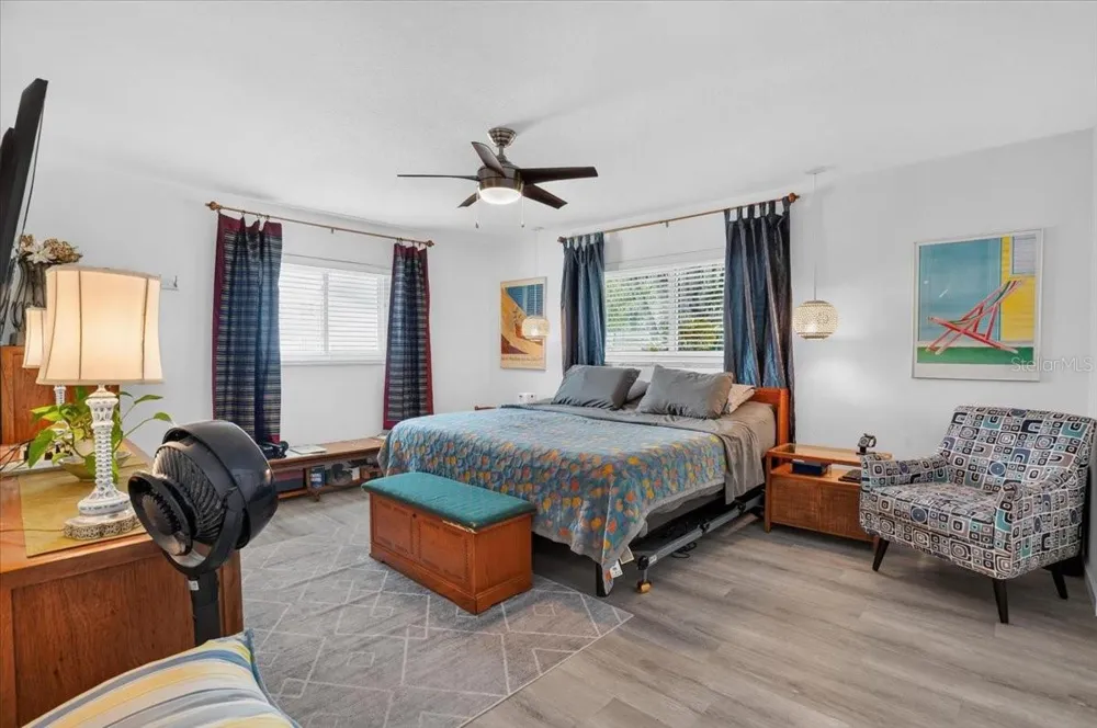 3432 79TH STREET St Petersburg, FL 33710
