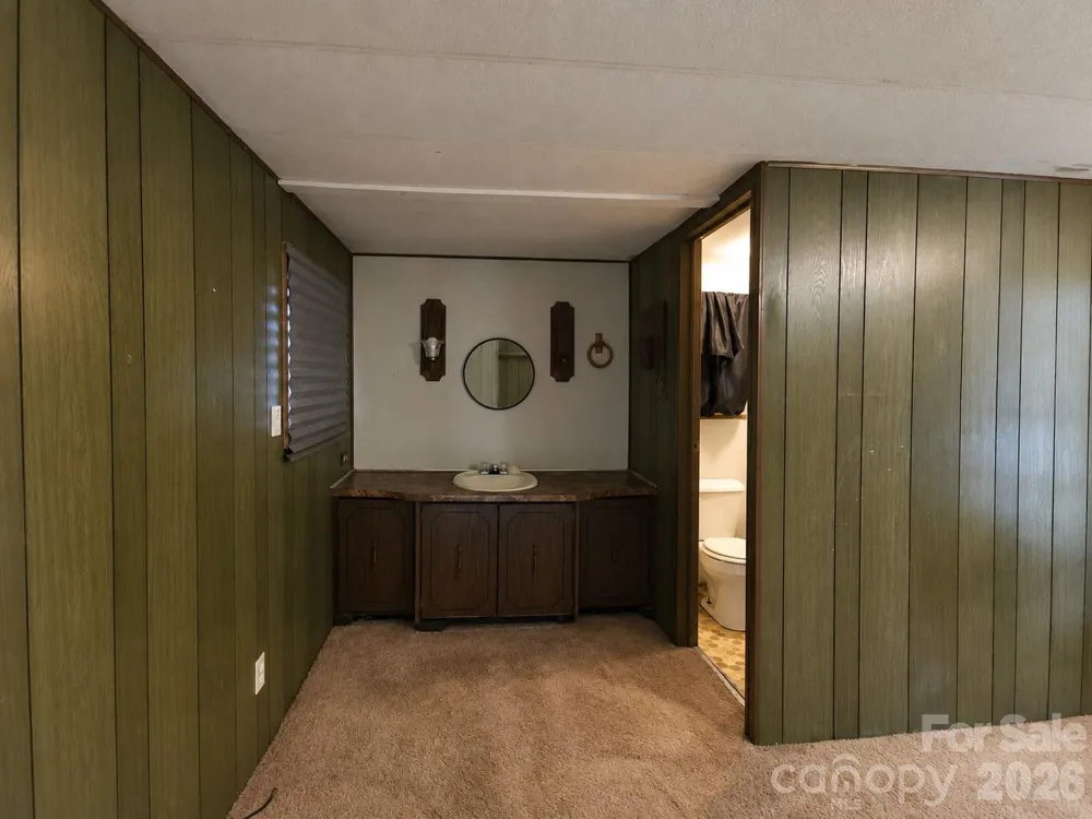 1491 Prices Creek Road Burnsville, NC 28714