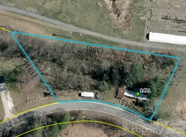 1491 Prices Creek Road Burnsville, NC 28714
