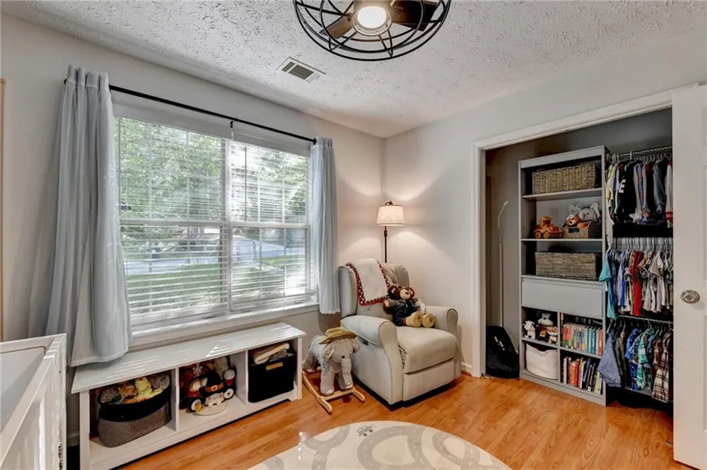 16 River Oak Court Dawsonville, GA 30534