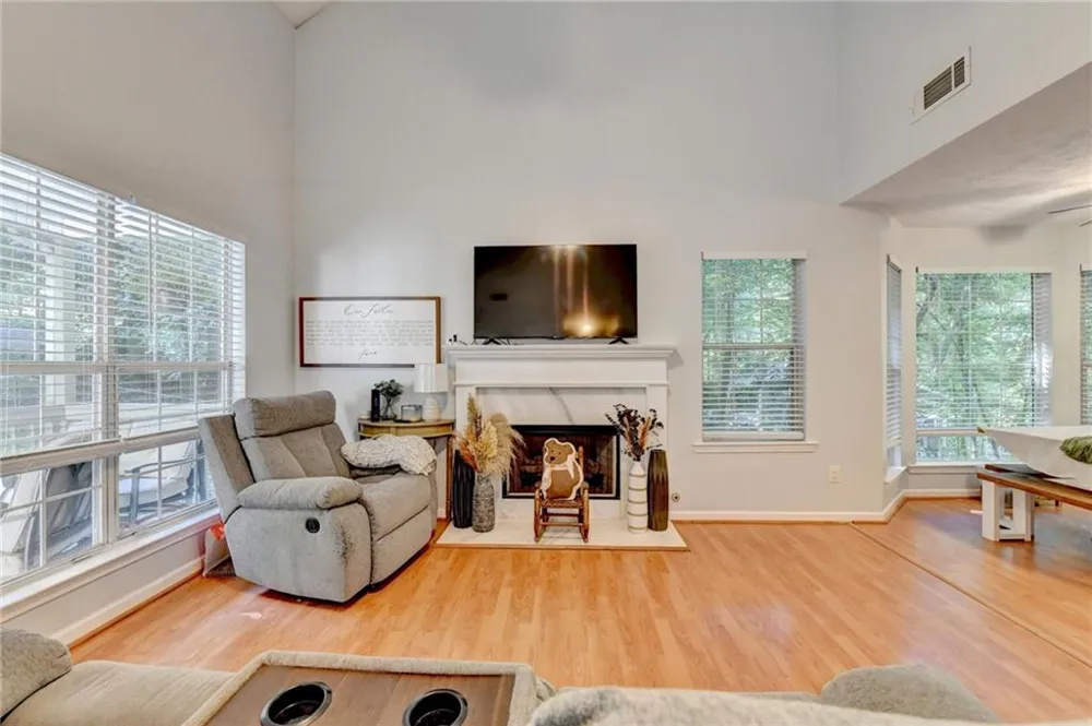 16 River Oak Court Dawsonville, GA 30534