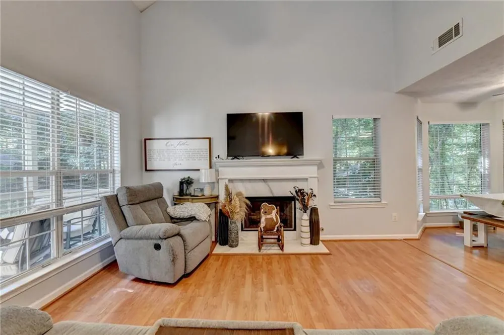 16 River Oak Court Dawsonville, GA 30534