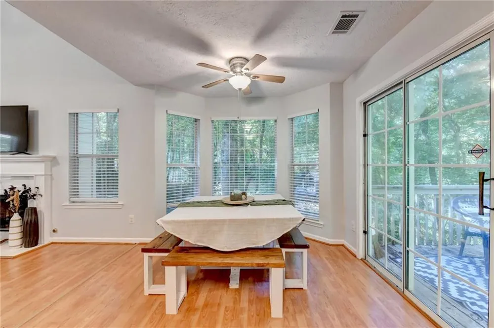 16 River Oak Court Dawsonville, GA 30534