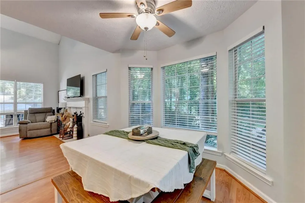 16 River Oak Court Dawsonville, GA 30534