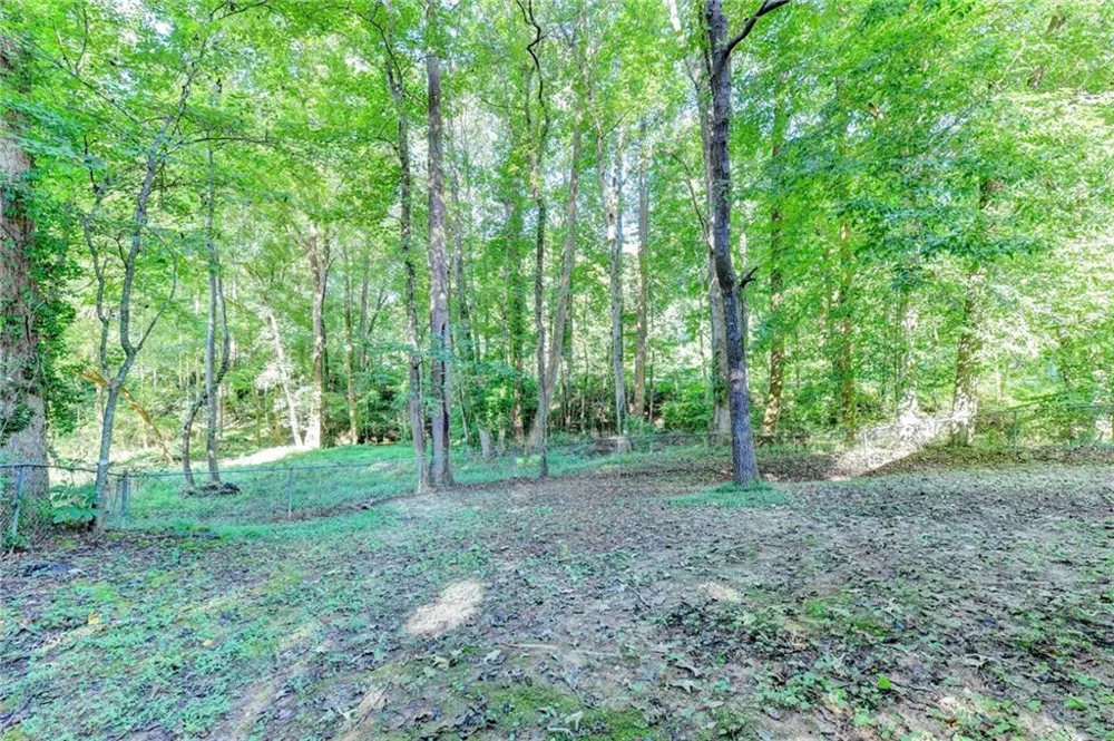 16 River Oak Court Dawsonville, GA 30534