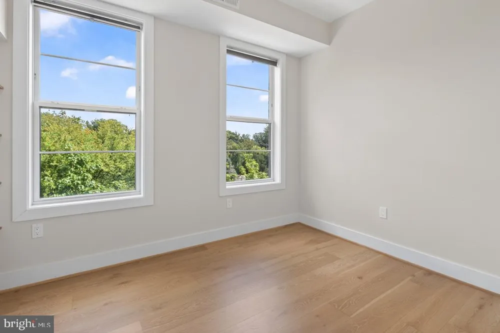 433 PARK ROAD NW #2 Washington, DC 20010