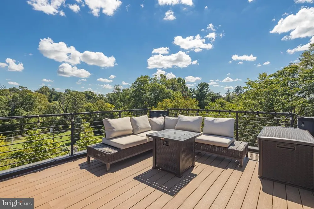 433 PARK ROAD NW #2 Washington, DC 20010
