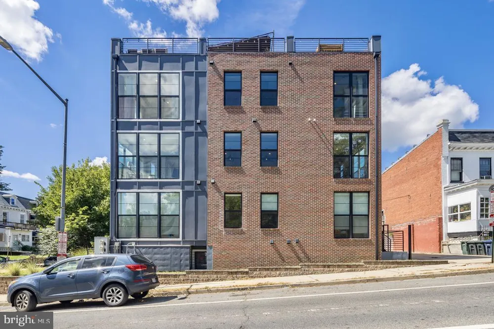 433 PARK ROAD NW #2 Washington, DC 20010