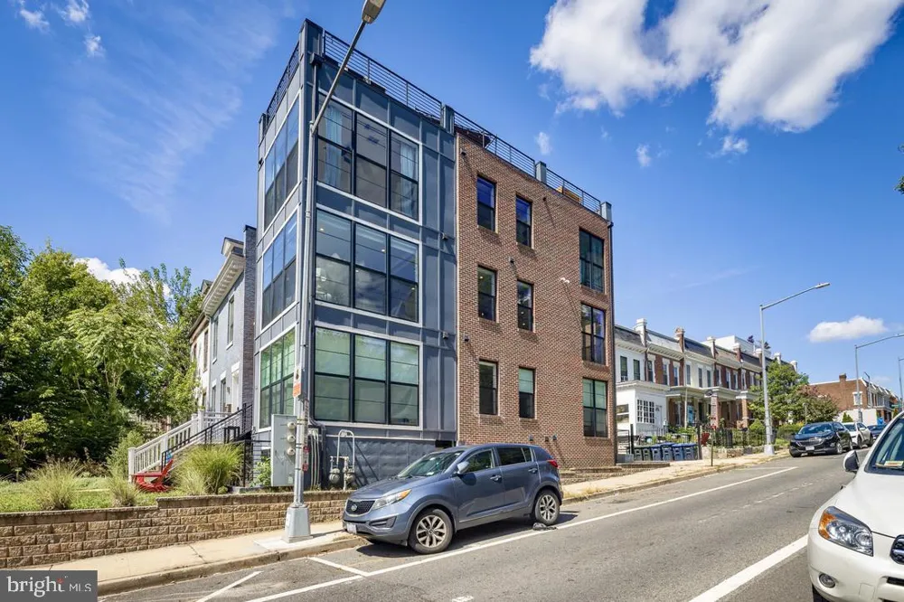 433 PARK ROAD NW #2 Washington, DC 20010