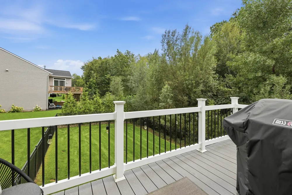 9336 Sunset Ridge Drive NE Algoma Township, MI 49341