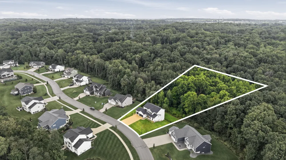 9336 Sunset Ridge Drive NE Algoma Township, MI 49341