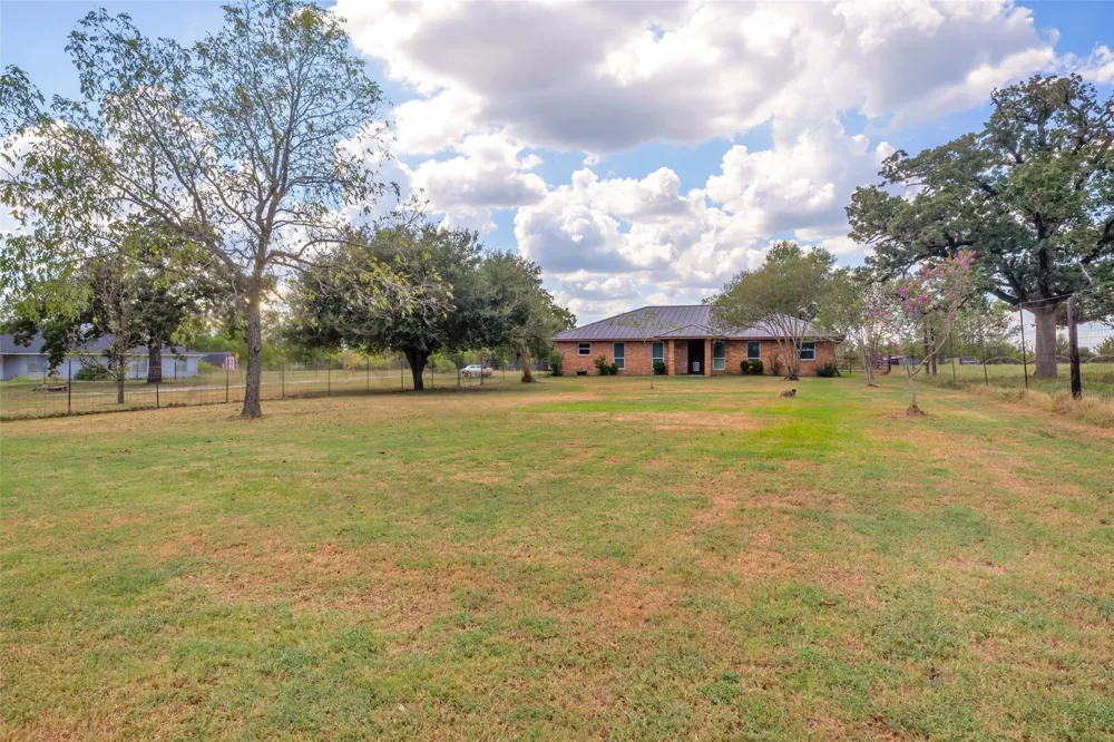 10337 County Road 174 Anderson, TX 77830