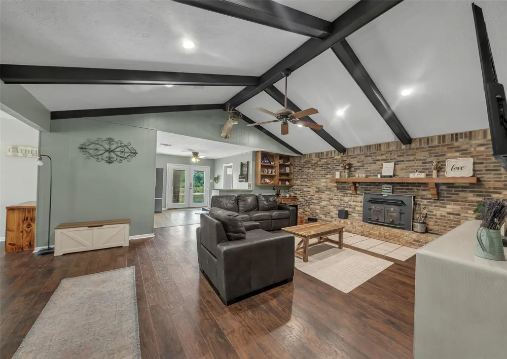 10337 County Road 174 Anderson, TX 77830