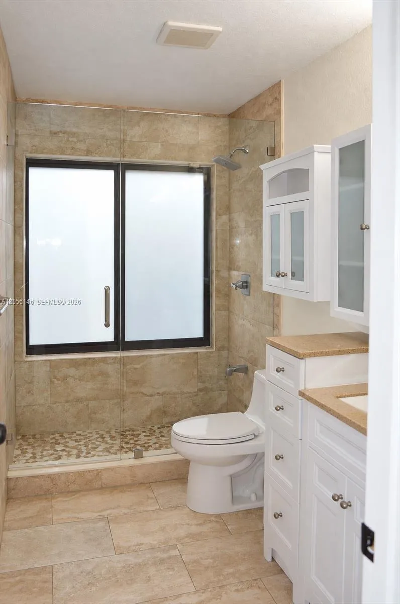 13304 SW 102nd Ter Miami, FL 33186