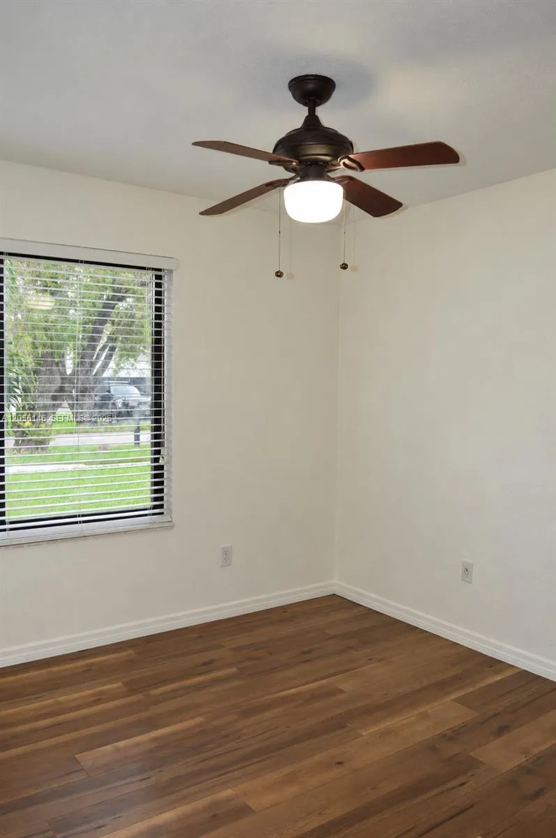 13304 SW 102nd Ter Miami, FL 33186