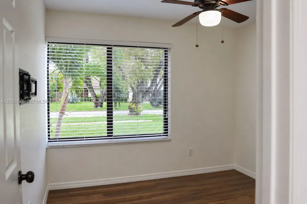 13304 SW 102nd Ter Miami, FL 33186