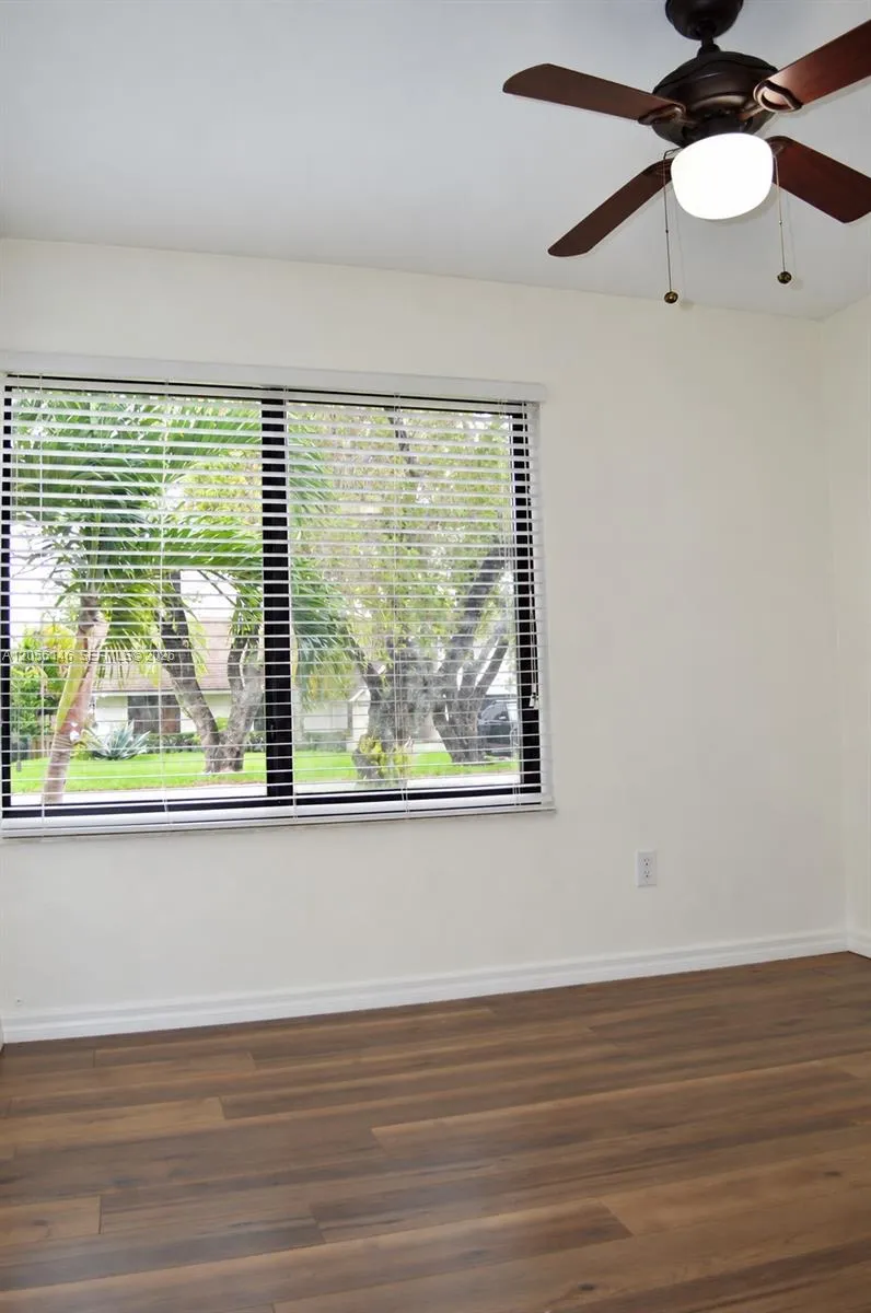 13304 SW 102nd Ter Miami, FL 33186
