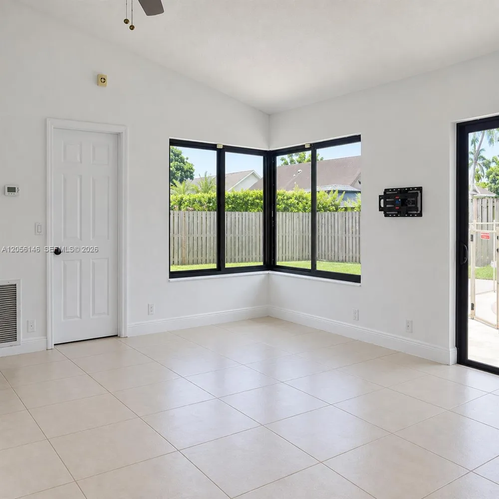 13304 SW 102nd Ter Miami, FL 33186