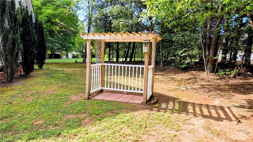 1096 Tuttle Road Rural Hall, NC 27045