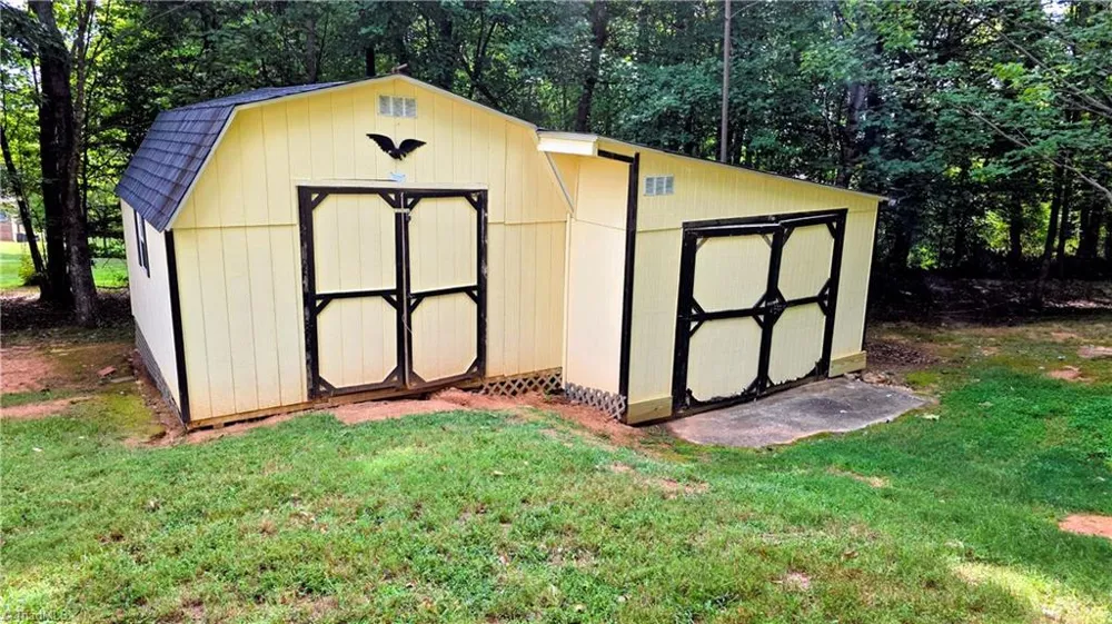 1096 Tuttle Road Rural Hall, NC 27045