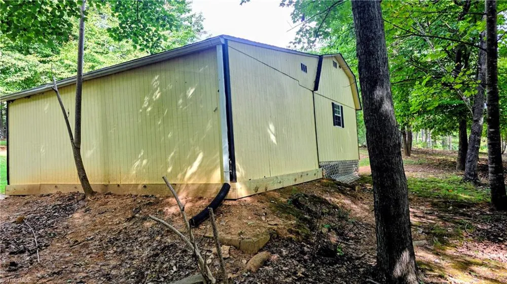 1096 Tuttle Road Rural Hall, NC 27045