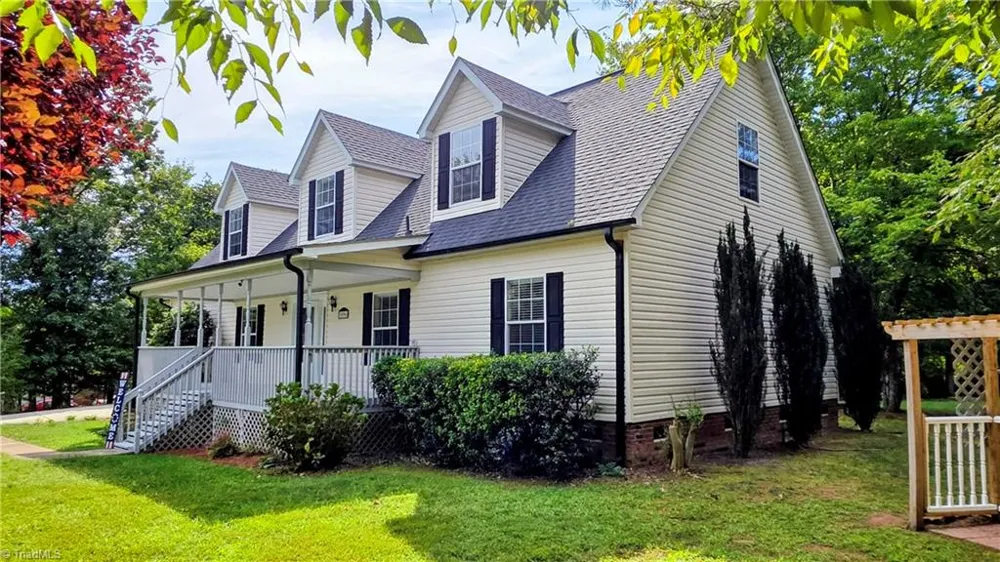 1096 Tuttle Road Rural Hall, NC 27045