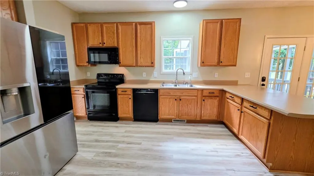 1096 Tuttle Road Rural Hall, NC 27045