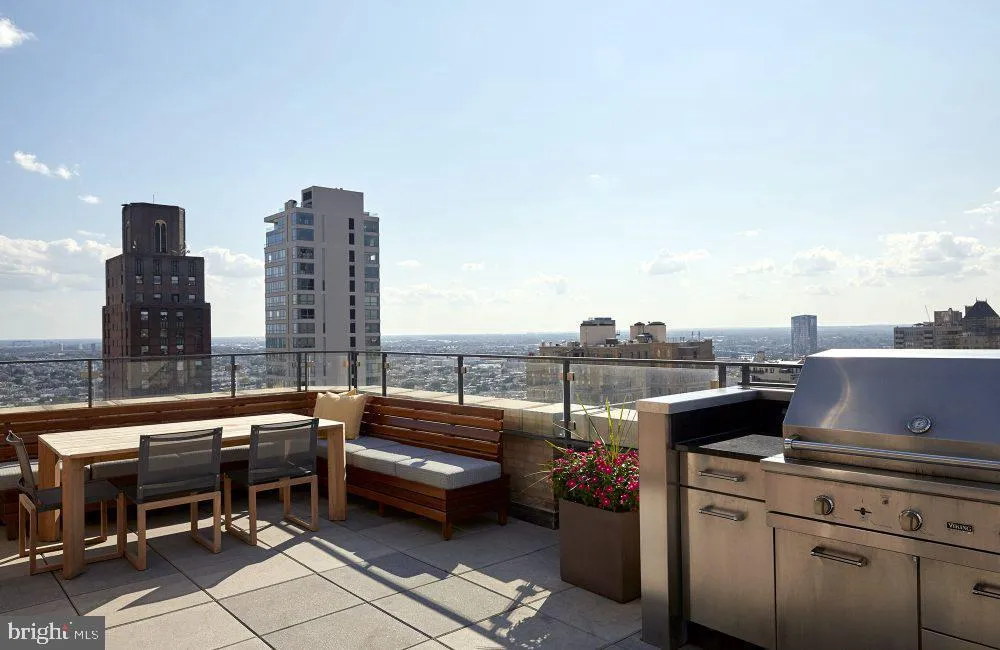 1616 WALNUT STREET #2210 Philadelphia, PA 19103