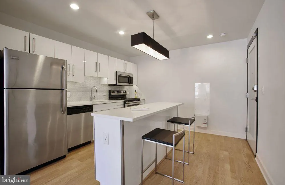 1616 WALNUT STREET #2210 Philadelphia, PA 19103