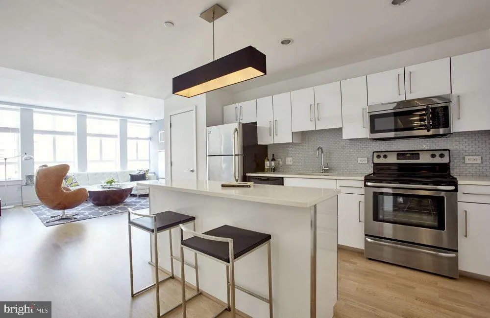 1616 WALNUT STREET #2210 Philadelphia, PA 19103