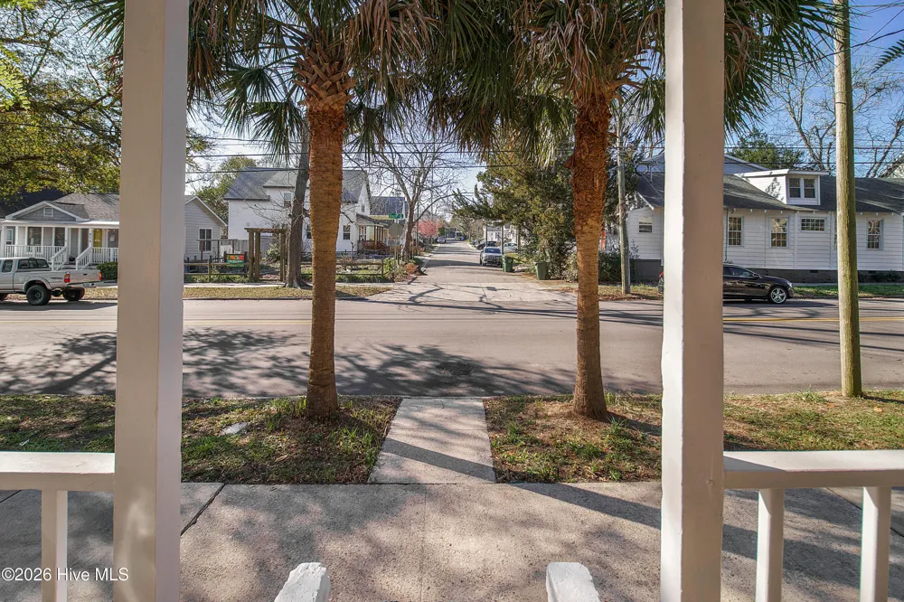 911 Dock Street Wilmington, NC 28401