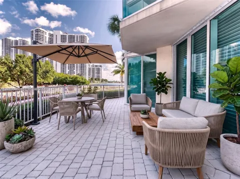 3370 Hidden Bay Dr #102