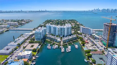 7918 Harbor Island Drive #307