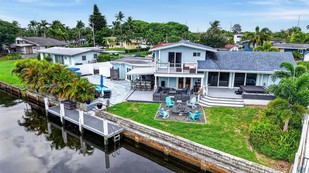 2518 Tortugas Ln Fort Lauderdale, FL 33312
