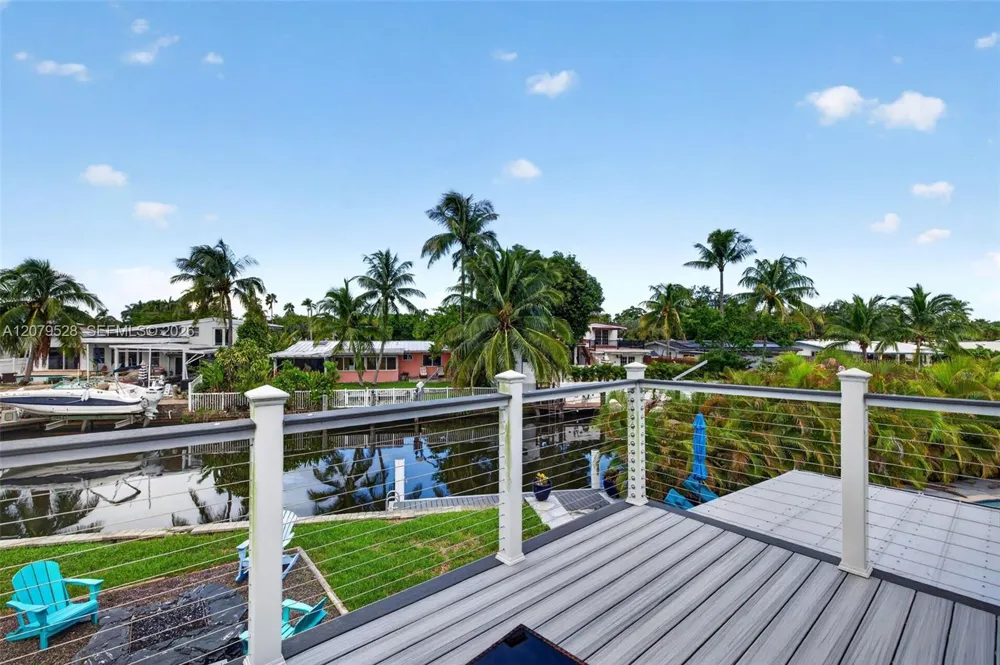 2518 Tortugas Ln Fort Lauderdale, FL 33312