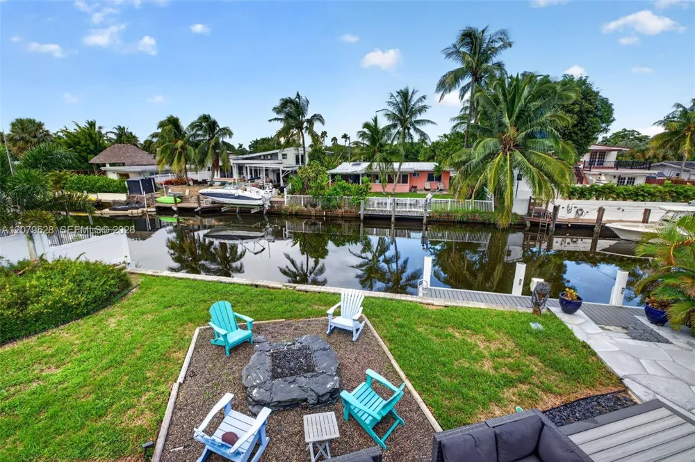 2518 Tortugas Ln Fort Lauderdale, FL 33312