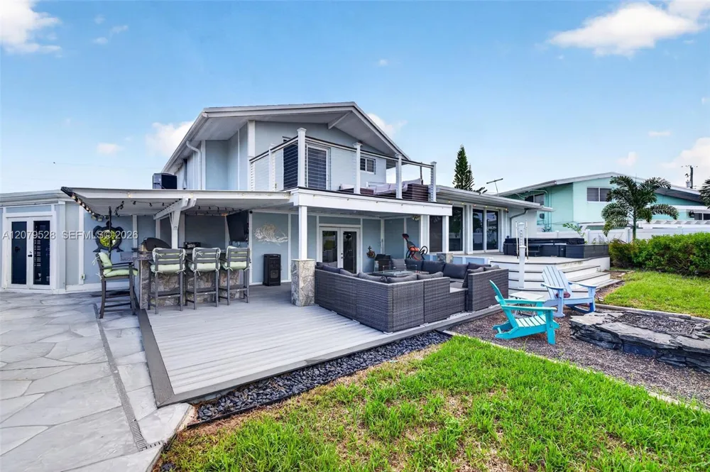 2518 Tortugas Ln Fort Lauderdale, FL 33312