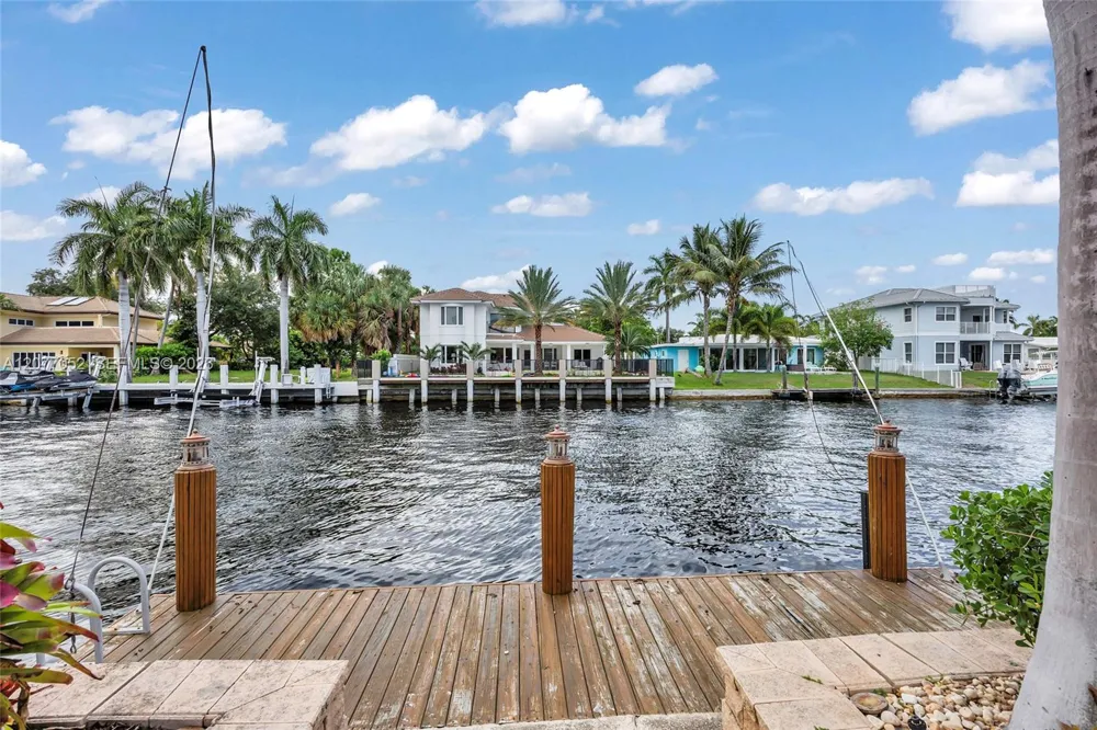 2523 SE 13th St Pompano Beach, FL 33062