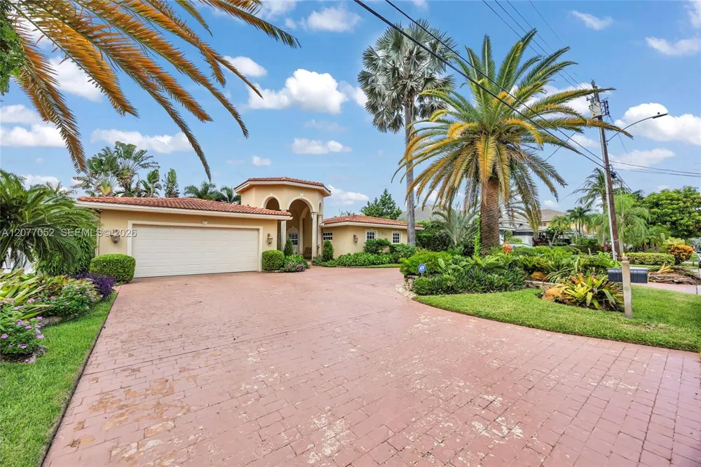 2523 SE 13th St Pompano Beach, FL 33062