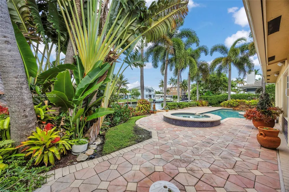 2523 SE 13th St Pompano Beach, FL 33062