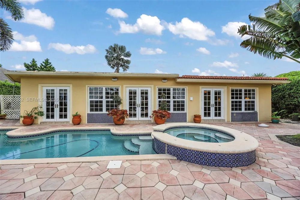 2523 SE 13th St Pompano Beach, FL 33062
