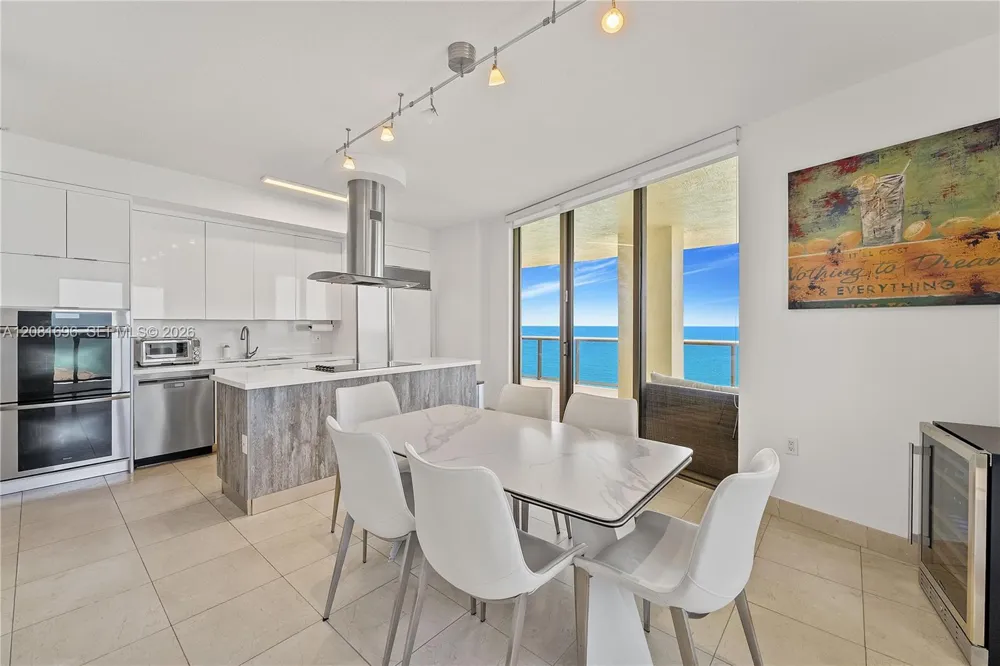 16275 Collins Ave #2101 Sunny Isles Beach, FL 33160
