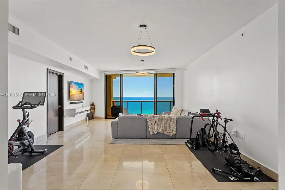 16275 Collins Ave #2101 Sunny Isles Beach, FL 33160