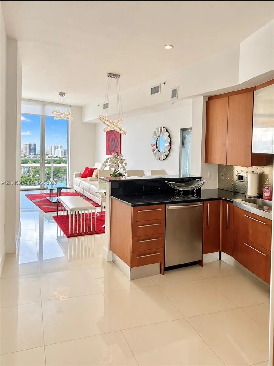 18101 Collins Ave #1406 Sunny Isles Beach, FL 33160
