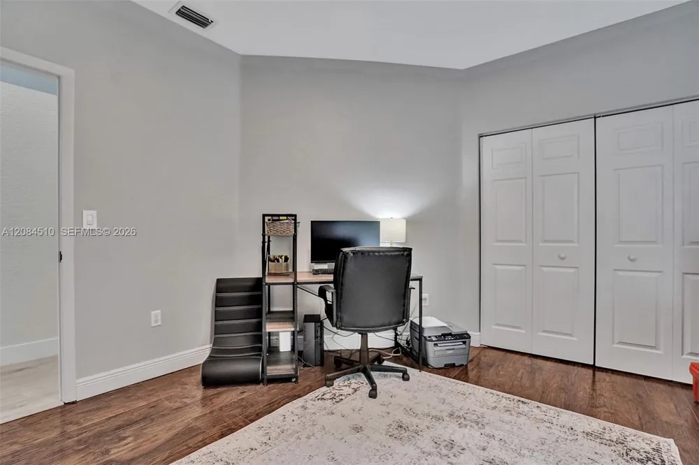 10261 SW 13th St #0 Pembroke Pines, FL 33025